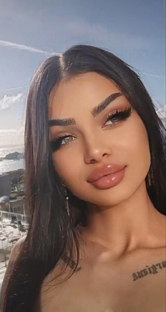 Chica busca chico en Mallorca: 