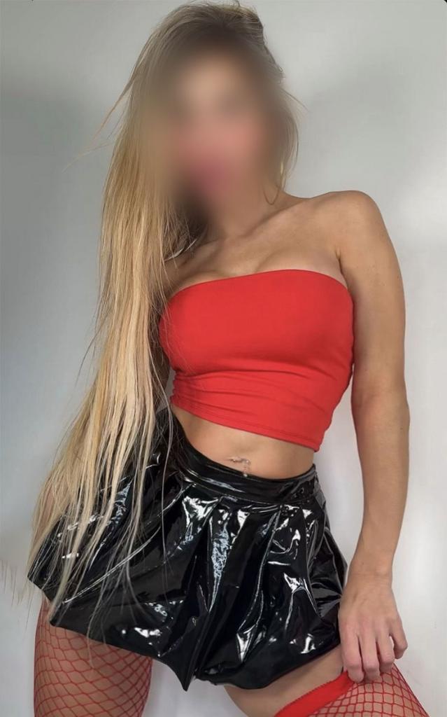 Chica busca chico en Barcelona: Chica busca chico