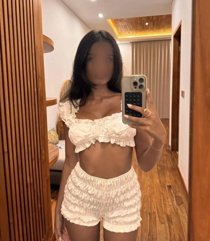 Chica busca chico en Orense: 