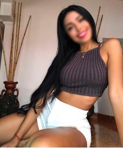 607264651: Chica busca chico en Barcelona