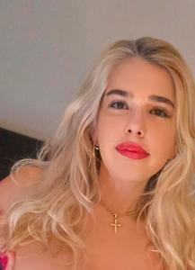 611272494: Chica busca chico en Tenerife