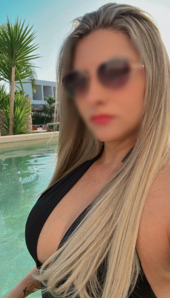 Chica busca chico en Huelva: 