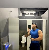 663780321: Chico busca chica en Granada