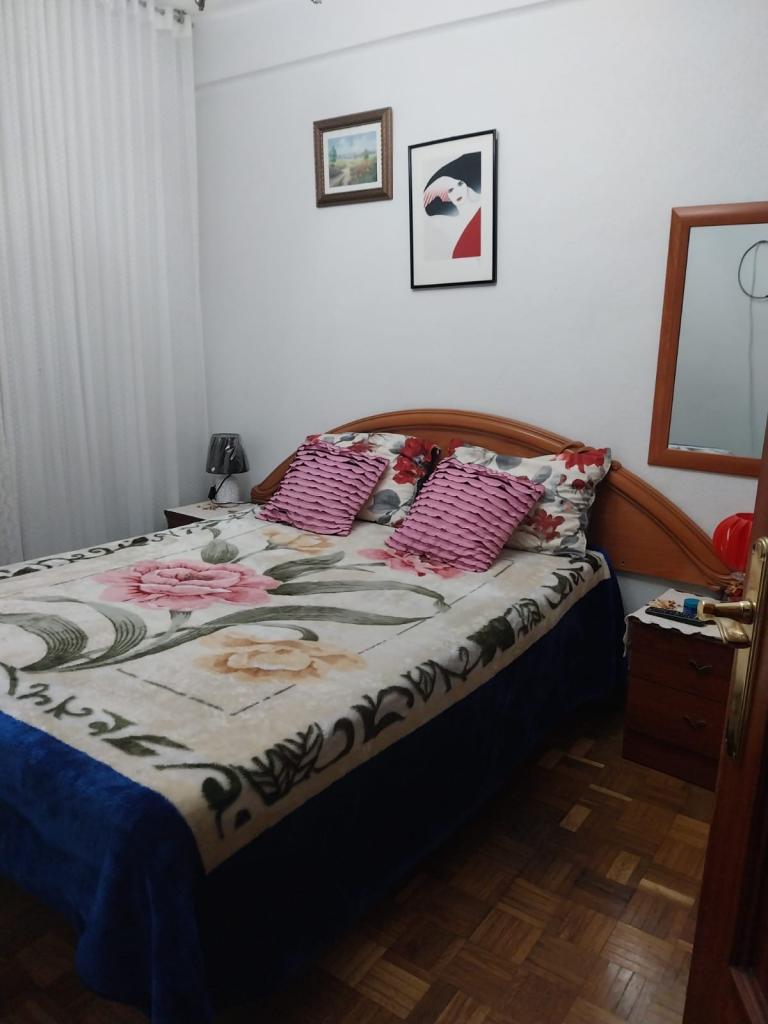 Chica busca chico en Burgos: 