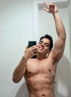 663742082: Chico busca chica en Madrid