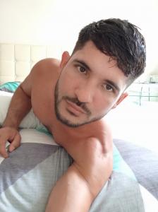 666774719: Chico busca chica en Sevilla