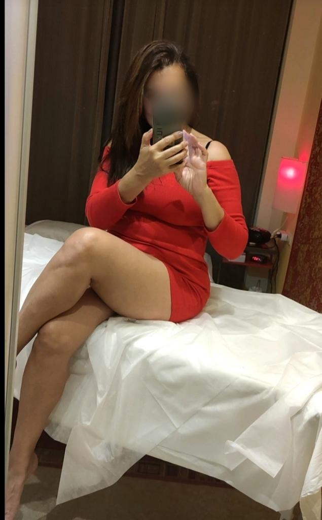 617755638: Chica busca chico en Málaga