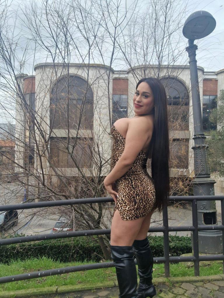 611275347: Transexual en Cantabria