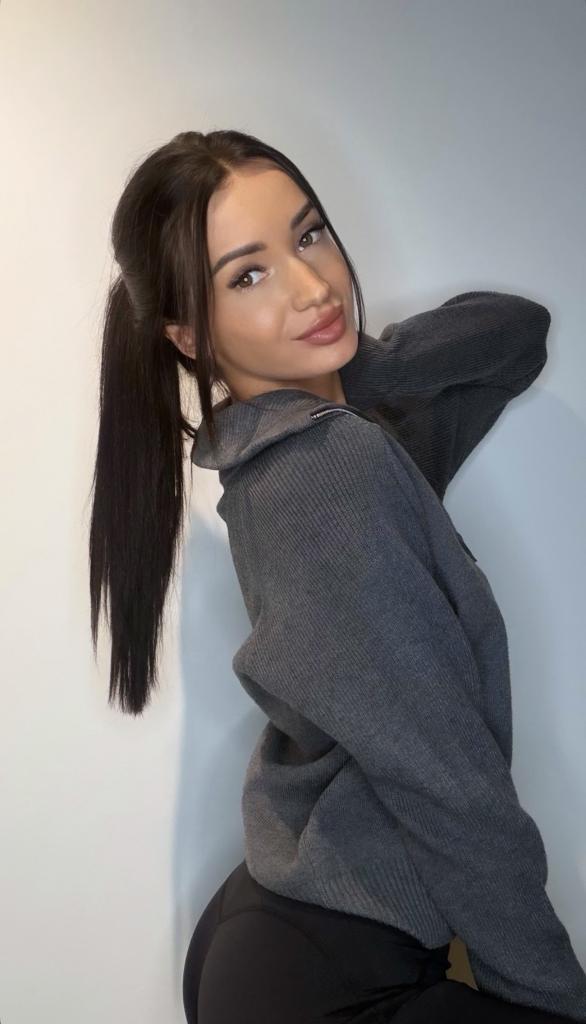 613698843: Chica busca chico en Málaga