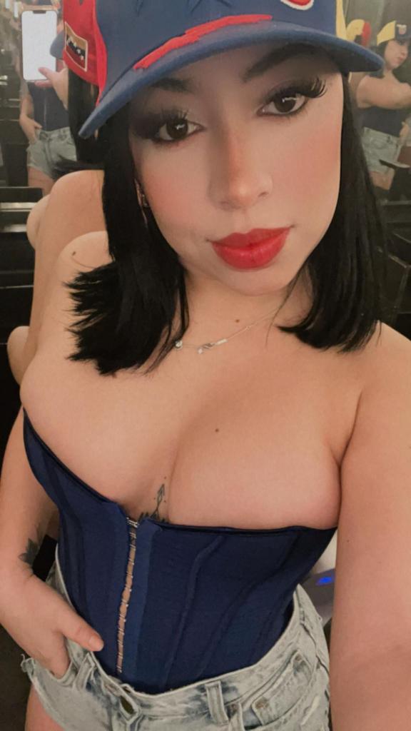 Chica busca chico en Cádiz: 