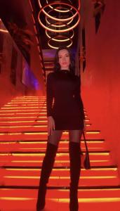 613698843: Chica busca chico en Málaga