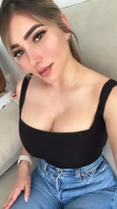 602803393: Chica busca chico en Barcelona