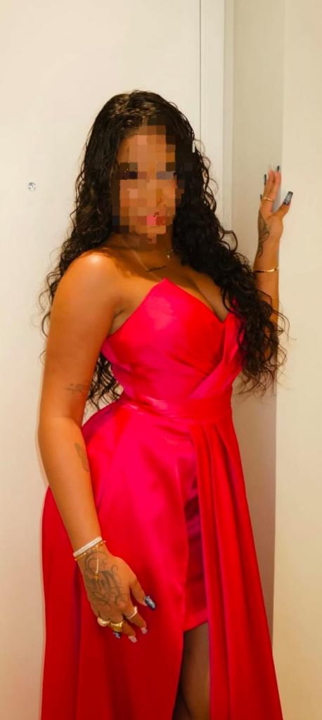 624546090: Chica busca chico en Málaga