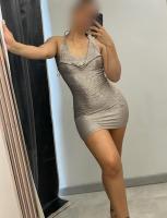 667425243: Chica busca chico en Gerona