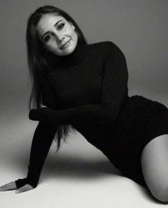 643670381: Chica busca chico en Málaga