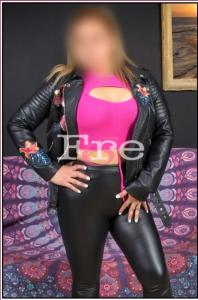 643184131: Chica busca chico en Pontevedra