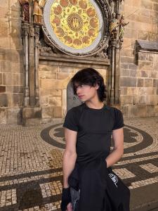 645497733: Chico busca chica en Madrid