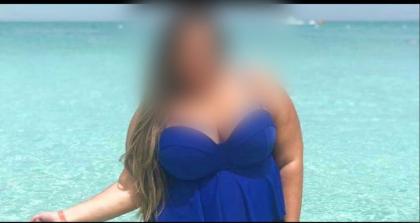 643779211: Chica busca chico en La Coruña