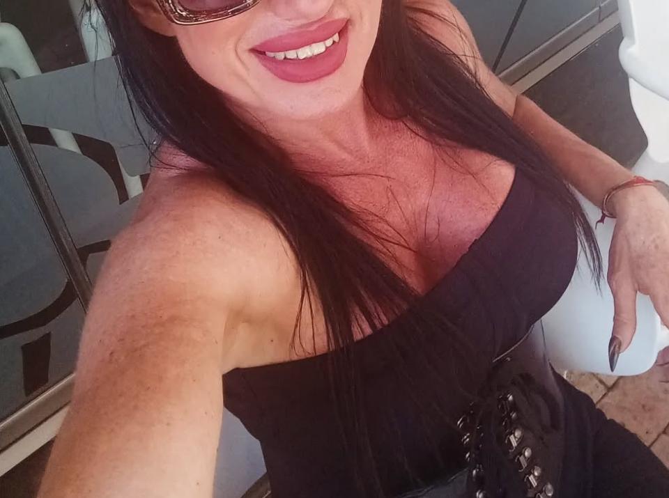 Chica busca chico en Murcia: 