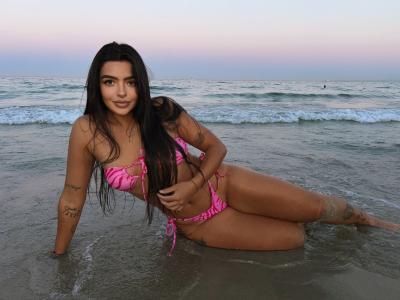 603960541: Chica busca chico en Ibiza