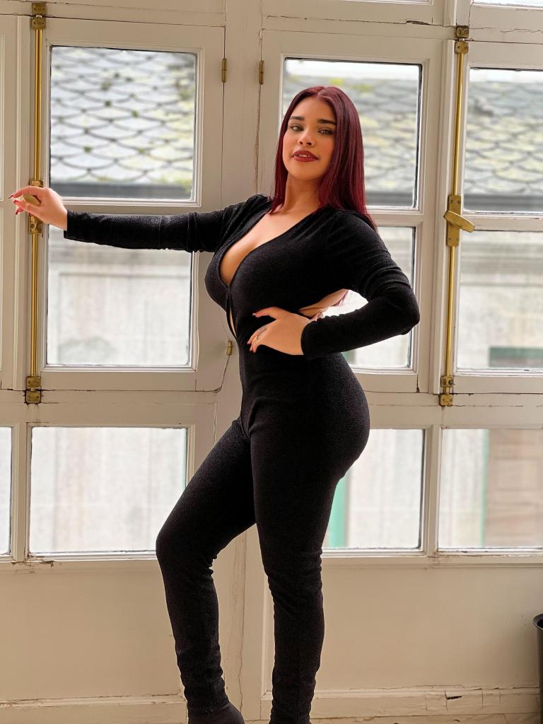 672960063: Chica busca chico en Pontevedra