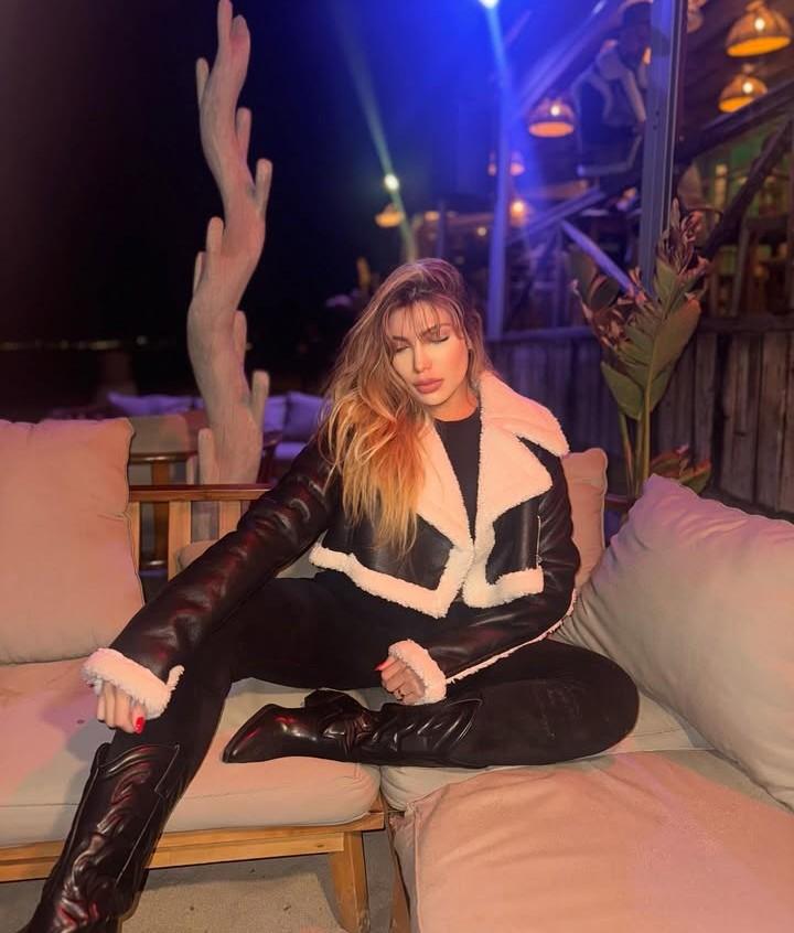 684790260: Chica busca chico en Mallorca