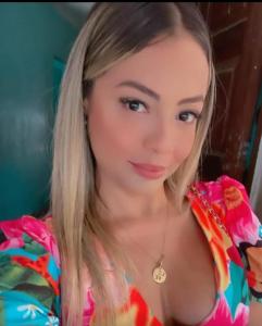 613805791: Chica busca chico en Barcelona