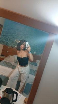 637619523: Chica busca chico en Cádiz