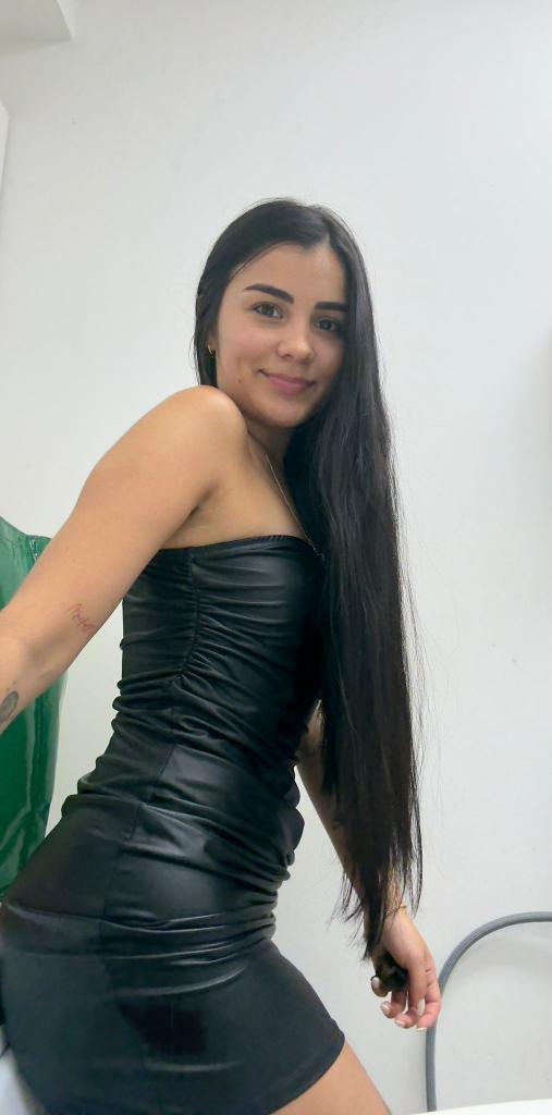 Chica busca chico en Ibiza: 