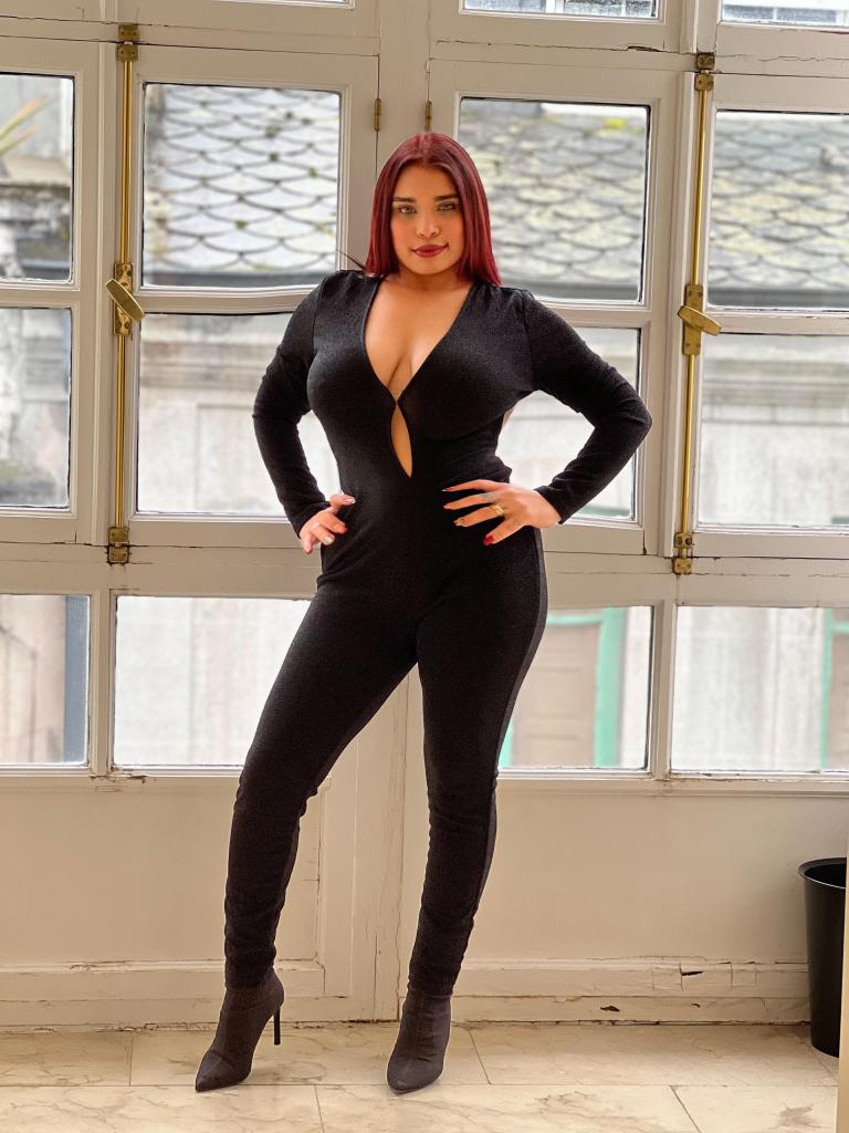 672960063: Chica busca chico en Pontevedra