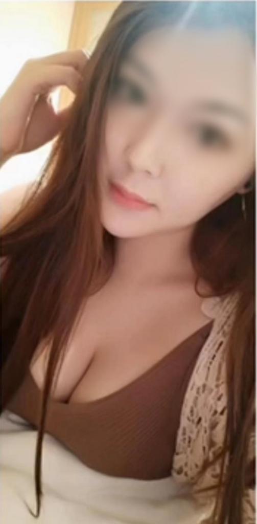 600798830: Chica busca chico en Barcelona