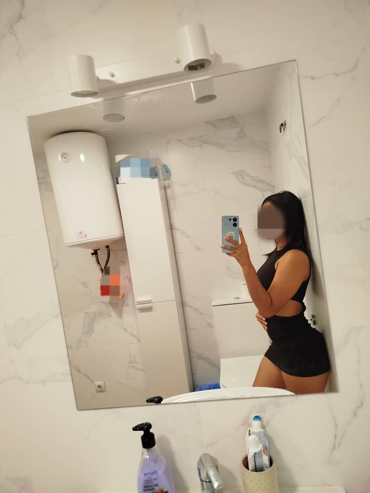 613179273: Chica busca chico en Lérida