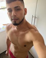 641054196: Chico busca chica en Valencia