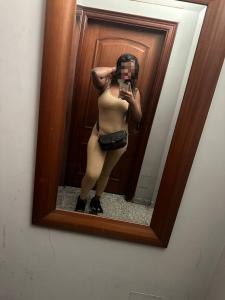 Chica busca chico en Almería: 