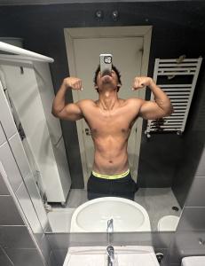 647939467: Chico busca chica en Vizcaya