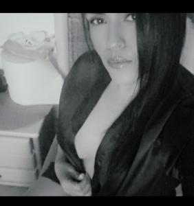 614659977: Chica busca chico en Barcelona