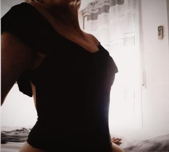 667911272: Chica busca chico en Tarragona