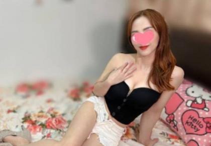 617298383: Chica busca chico en Madrid