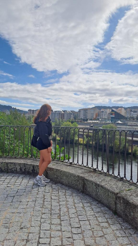 Chica busca chico en Almería: 