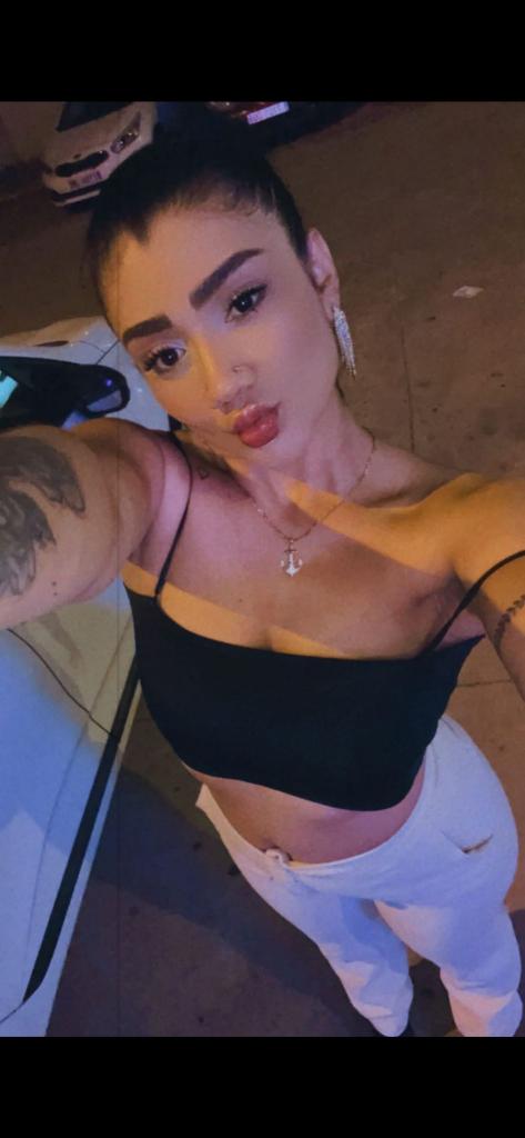 637977154: Chica busca chico en Valencia