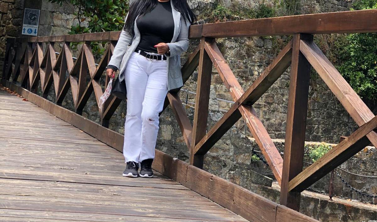 Chica busca chico en La Coruña: 