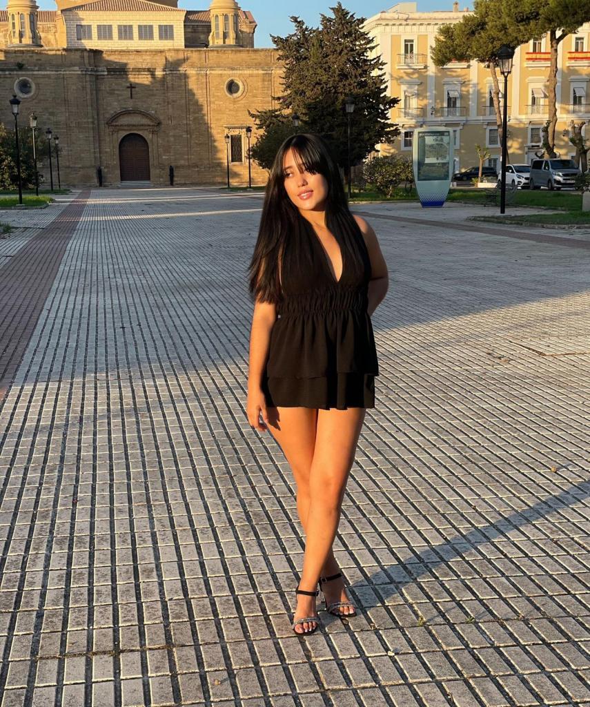626322678: Chica busca chico en Cádiz