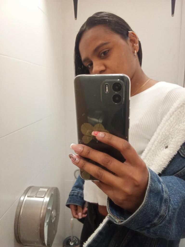 Chica busca chico en Alicante: 