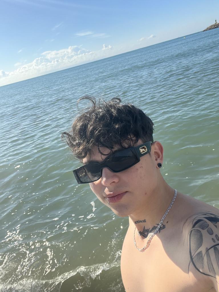 604854296: Chico busca chica en Madrid