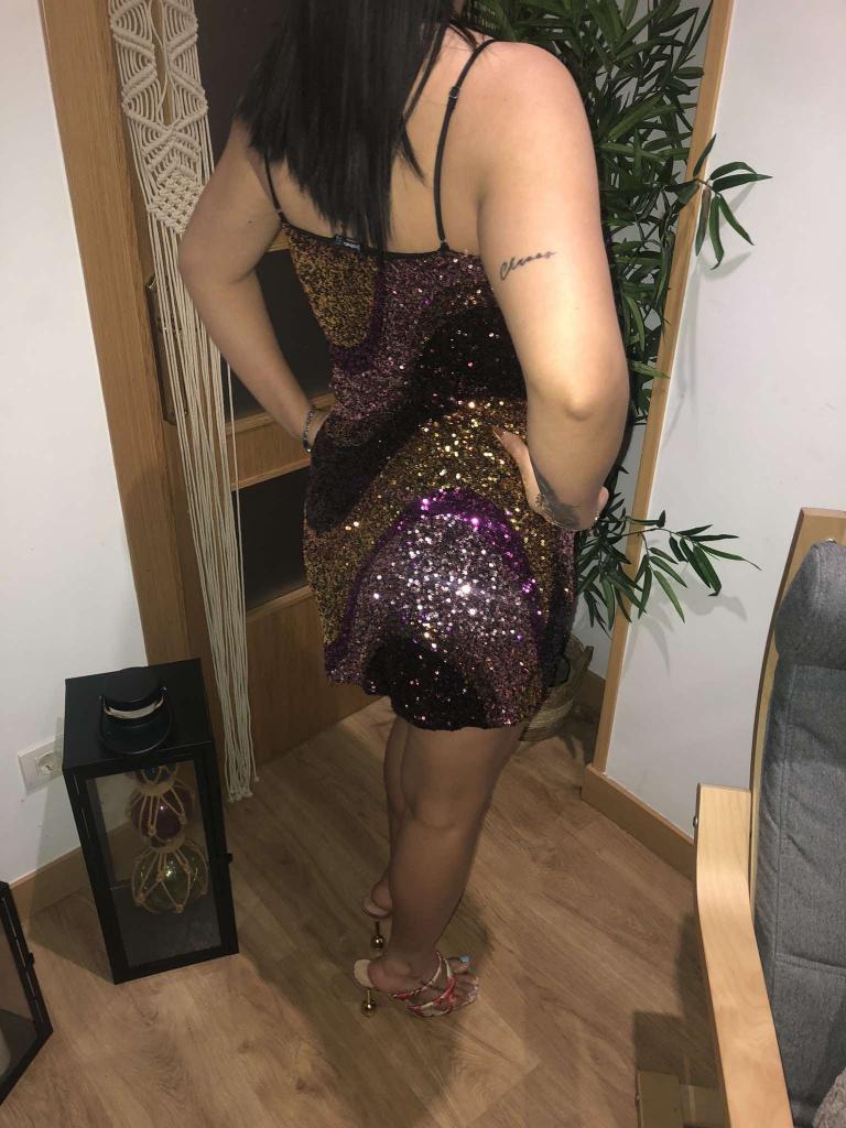 600584039: Chica busca chico en Madrid