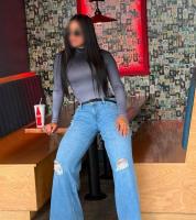 666417712: Chica busca chico en Sevilla