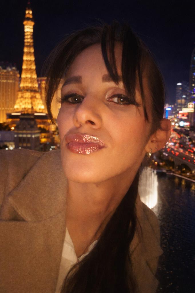 653608646: Transexual en Navarra