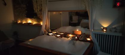 674682065: Chica busca chico en Barcelona