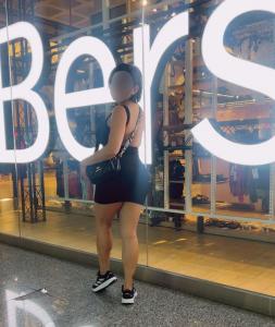 624794345: Chica busca chico en La Coruña