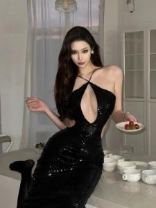 688017055: Chica busca chico en Barcelona